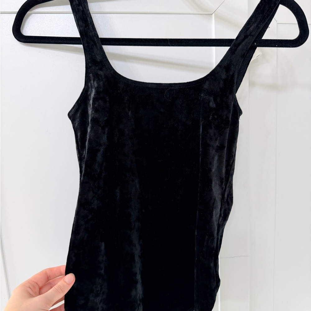 Good American Black Velvet Bodysuit